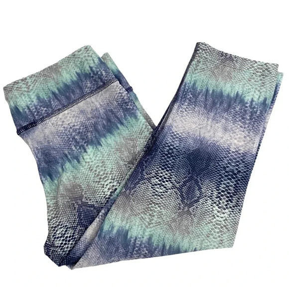 NUX Rio Capri Leggings Chameleon Ombré athletic Activewear Summer Crop Size S - Picture 6 of 8